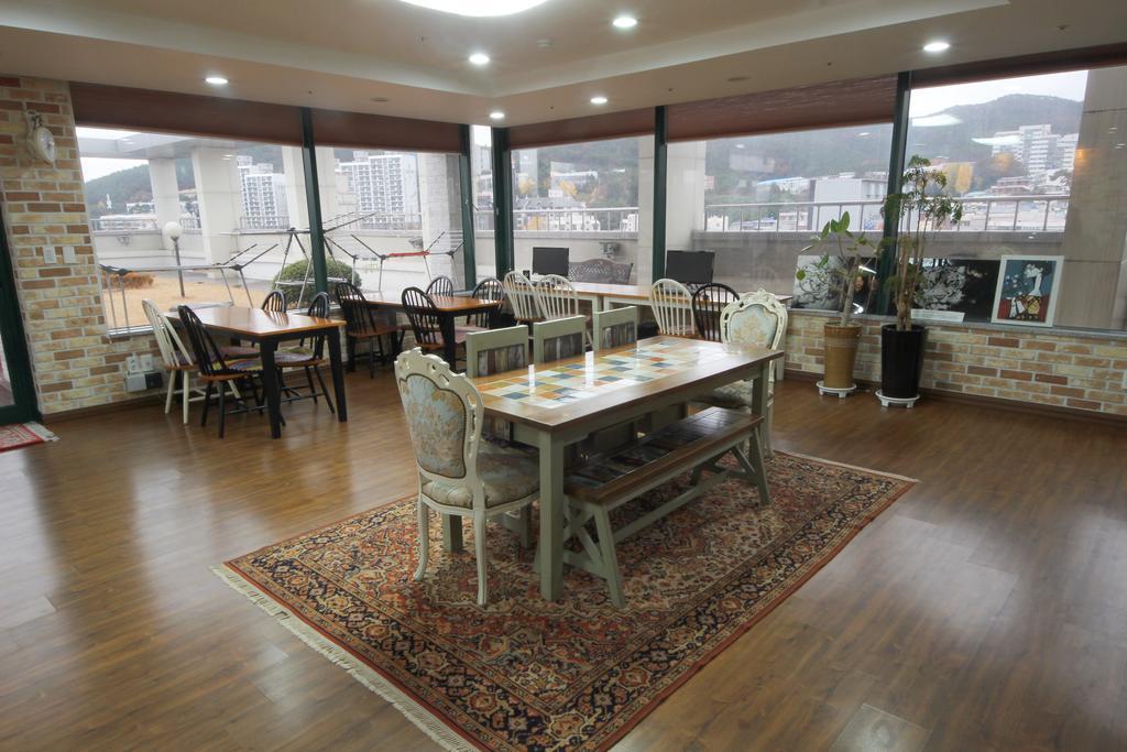 Hostel The New Day Пусан Экстерьер фото