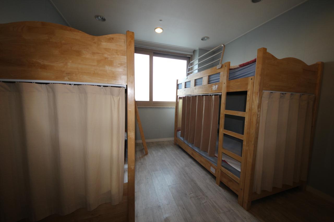 Hostel The New Day Пусан Экстерьер фото