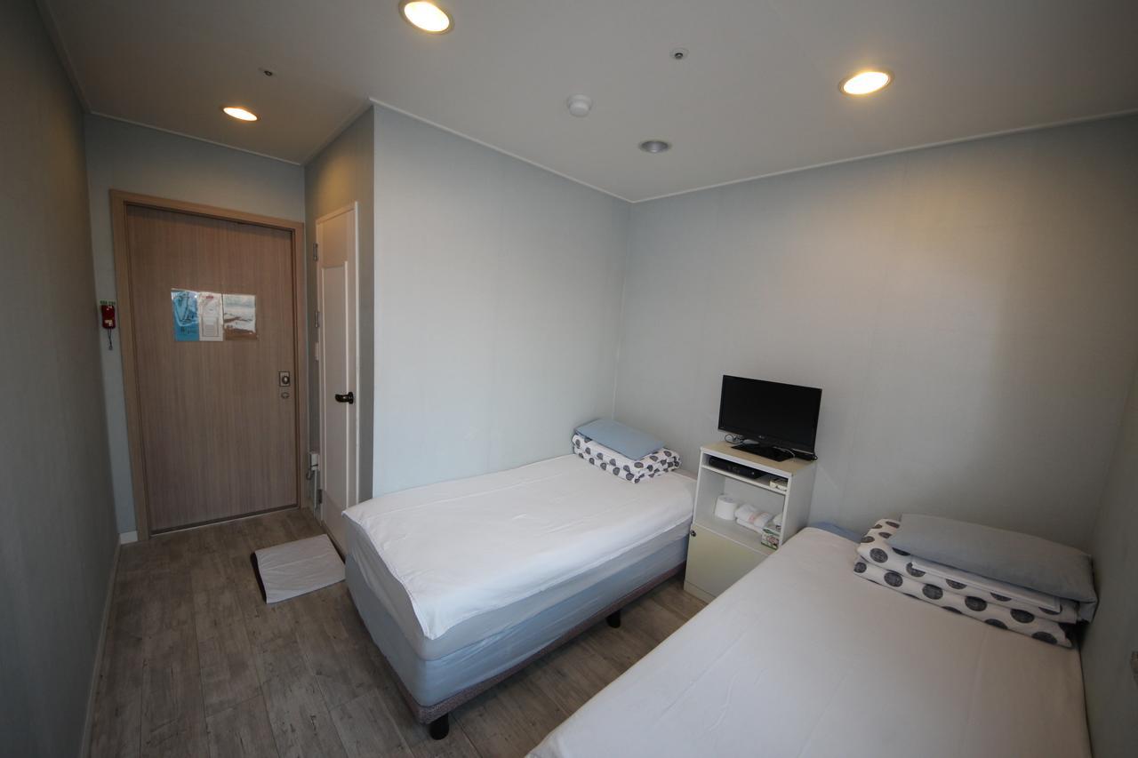 Hostel The New Day Пусан Экстерьер фото
