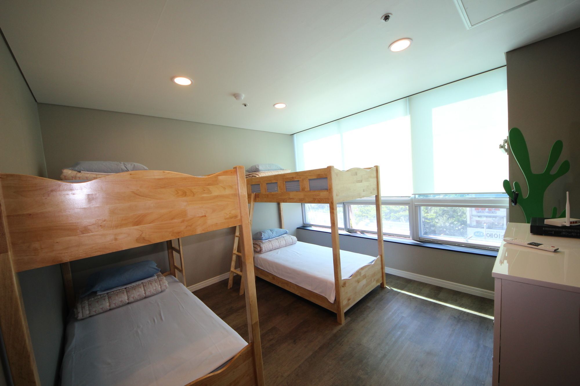 Hostel The New Day Пусан Экстерьер фото