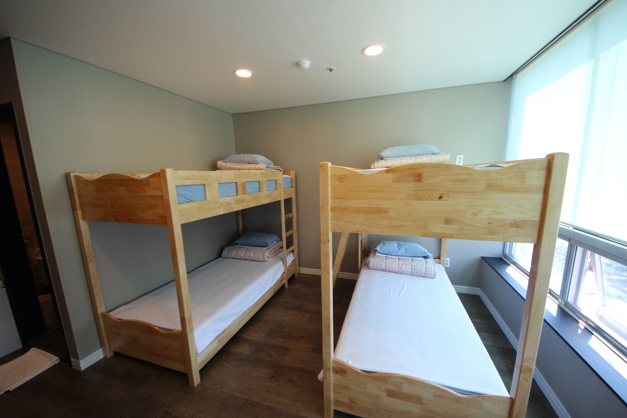 Hostel The New Day Пусан Экстерьер фото