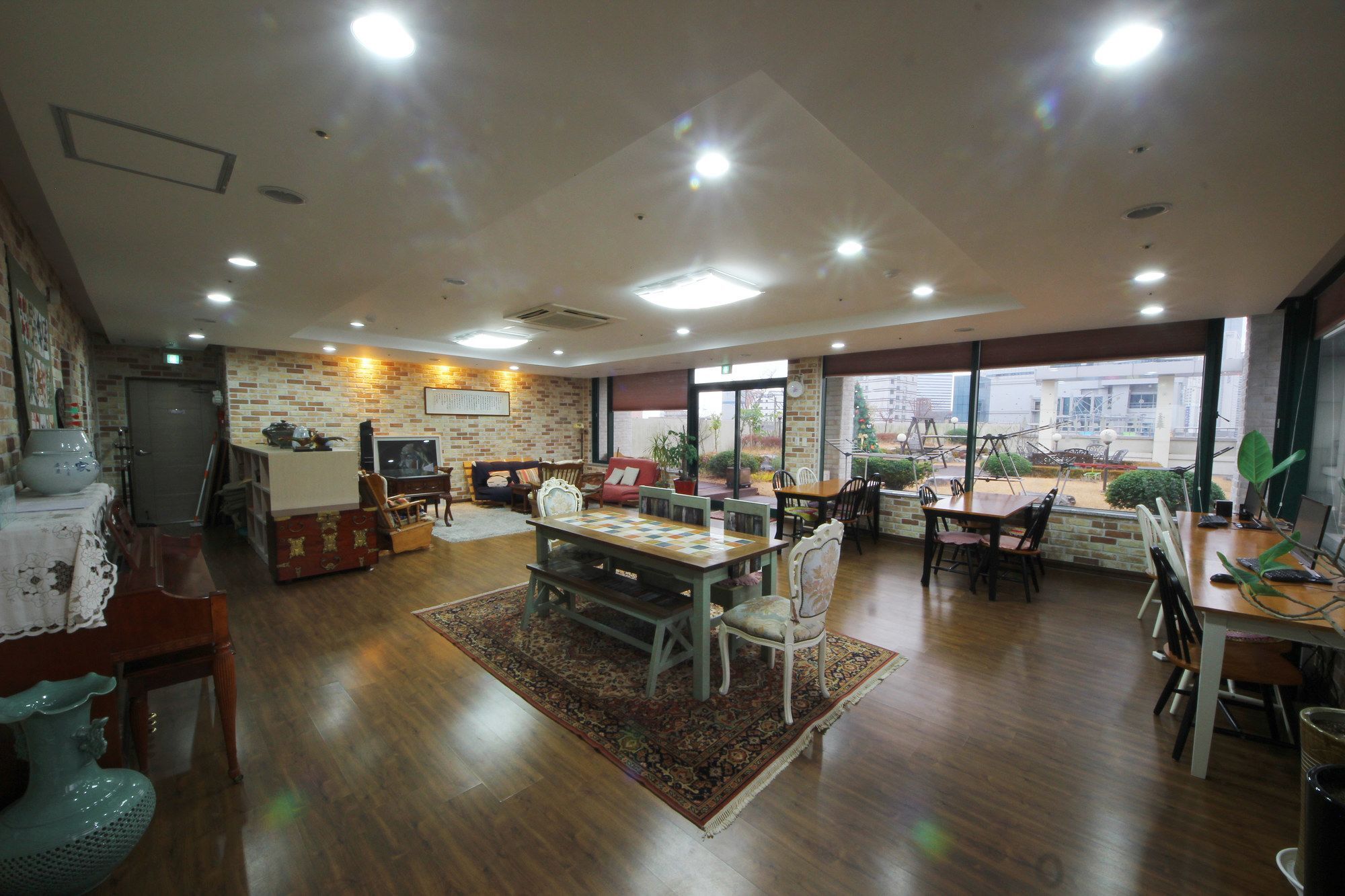 Hostel The New Day Пусан Экстерьер фото